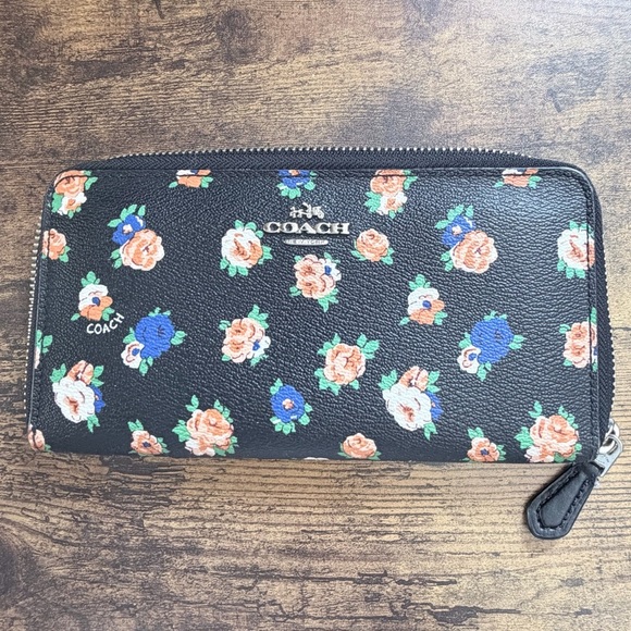 Coach Accessories - Coach Black Floral Rose Accordion Zip Wallet